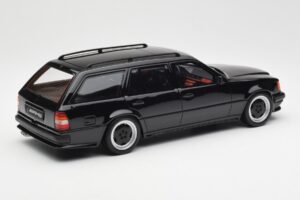Mercedes 300 TE AMG S124 Preto Otto 1:18 OT147 Resina - imagem 2 de 6