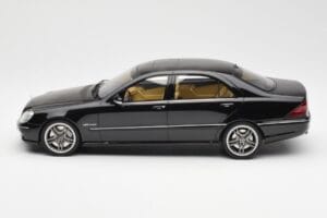 Mercedes AMG S65 W220 Preto Otto 1:18 OT846 Resina - imagem 3 de 6