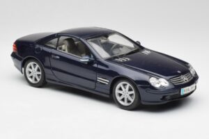 Mercedes SL 500 R230 Azul Maisto 1:18 B66962126 Metal - imagem 6 de 8