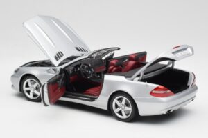 Mercedes SL 500 R230 Cabriolet Iridium Prata Minichamps 1:18 B66962388 Metal - imagem 5 de 8