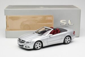 Mercedes SL 500 R230 Cabriolet Iridium Prata Minichamps 1:18 B66962388 Metal - imagem 8 de 8