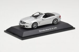Mercedes SL 65 AMG R230 Prata Minichamps 1:43 B66960601 Metal - imagem 2 de 4