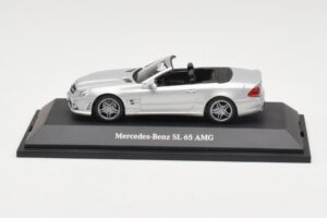 Mercedes SL 65 AMG R230 Prata Minichamps 1:43 B66960601 Metal