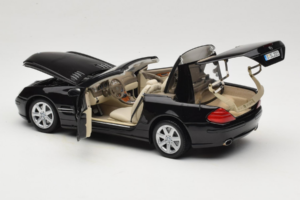 Mercedes SL R129 Preto Minichamps 1:18 B66962171 Metal - imagem 7 de 11