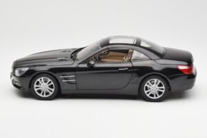 Mercedes SL R231 Magnetite Preto Metálico Norev 1:18 B66960107 Metal - imagem 5 de 9