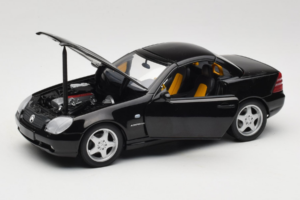Mercedes SLK R170 230 AMG Preto Minichamps 1:18 B66960004 Metal - imagem 2 de 9