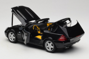 Mercedes SLK R170 230 AMG Preto Minichamps 1:18 B66960004 Metal - imagem 5 de 9