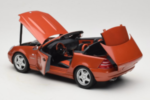Mercedes SLK R170 230 AMG Orange Metallic Minichamps 1:18 B66005227 Metal - imagem 5 de 9