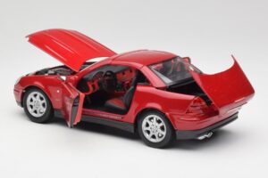 Mercedes SLK 230 R170 Vermelho Maisto 1:18 56023 Metal - imagem 6 de 9