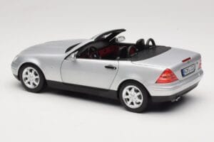 Mercedes SLK R170 Brilliant Silver Norev 1:18 183020 Metal - imagem 8 de 9