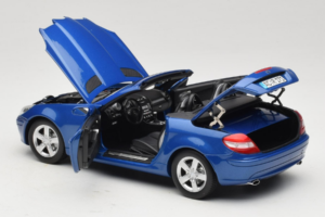 Mercedes SLK R171 Blue Metallic Minichamps 1:18 100033131 Metal - imagem 7 de 11