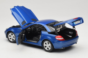 Mercedes SLK R171 Blue Metallic Minichamps 1:18 100033131 Metal - imagem 8 de 11