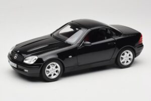 Mercedes SLK200 R170 Preto Norev 1:18 B66040714 Metal - imagem 3 de 9