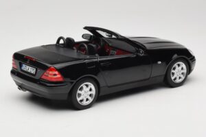 Mercedes SLK200 R170 Preto Norev 1:18 B66040714 Metal - imagem 4 de 9