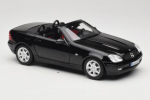 Mercedes SLK200 R170 Preto Norev 1:18 B66040714 Metal - imagem 7 de 9