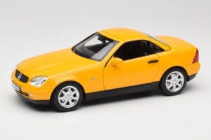 Mercedes SLK200 R170 Amarelo Norev 1:18 B66040713 Metal - imagem 3 de 9