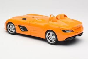 Mercedes SLR McLaren C199 Stirling Moss AMG Solarbeam Metallic Minichamps 1:18 100038400 Metal - imagem 7 de 8