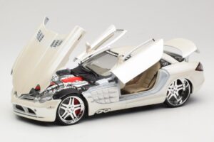 Mercedes SLR McLaren C199 Branco Maisto 1:18 31068 Metal - imagem 2 de 8