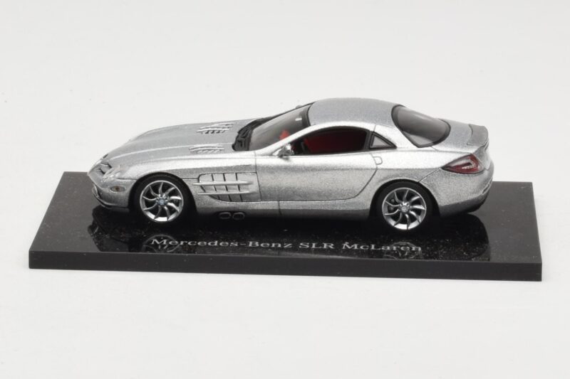 Mercedes SLR McLaren Crystal Silver Minichamps 1:43 B66961974 Metal
