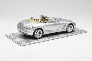 Mercedes SLR Vision Roadster Liquid Prata Maisto 1:18 B66963208 Metal - imagem 3 de 8