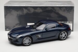 Mercedes SLS AMG C197 Blue Metallic Minichamps 1:18 100039021 Metal - imagem 8 de 8