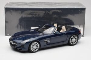 Mercedes SLS AMG R197 Roadster South Seas Azul Minichamps 1:18 100039031 Metal - imagem 8 de 8