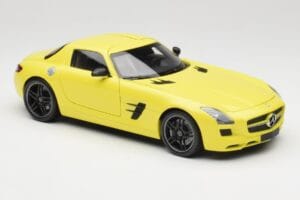 Mercedes SLS AMG C197 Amarelo Minichamps 1:18 100039022 Metal - imagem 6 de 8