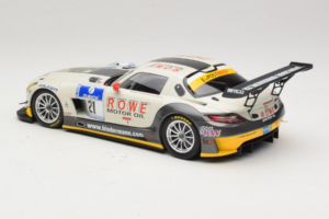 Mercedes SLS AMG GT3 #21 Rowe Racing M. Zehe / M. Hartung ADAC 24h Nurburgring 2012 Minichamps 1:18 151123121 Metal - imagem 5 de 6
