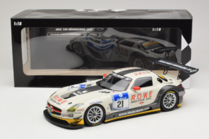Mercedes SLS AMG GT3 #21 Rowe Racing M. Zehe / M. Hartung ADAC 24h Nurburgring 2012 Minichamps 1:18 151123121 Metal - imagem 6 de 6