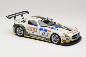 Mercedes SLS AMG GT3 #22 Rowe Racing R. Graf / M. Seyffarth ADAC 24h Nurburgring 2012 Minichamps 1:18 151123122 Metal - imagem 4 de 6