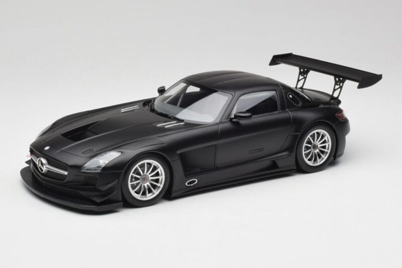Mercedes SLS AMG GT3 C197 Street Mate Preto Minichamps 1:18 151113101 Metal