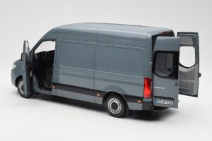 Mercedes Sprinter W907 Azul Cinzento Norev 1:18 183423 Metal - imagem 5 de 7