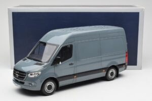 Mercedes Sprinter W907 Azul Cinzento Norev 1:18 183423 Metal - imagem 7 de 7