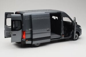 Mercedes Sprinter W907 Carrinha Selenite Grey Metallic Norev 1:18 B66004163 Metal - imagem 2 de 8