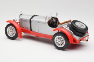 Mercedes SSK Prateado & Vermelho Bburago 1:18 3009-M2 Metal - imagem 5 de 6
