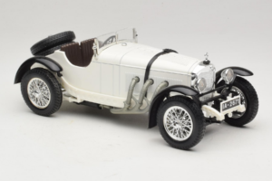 Mercedes SSK Branco Bburago 1:18 3009-P3 Metal - imagem 4 de 6
