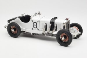 Mercedes SSKL R. Caracciola Grosser Preis von Deutschland 1931 CMC 1:18 M-082 Metal - imagem 4 de 6