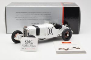 Mercedes SSKL R. Caracciola Grosser Preis von Deutschland 1931 CMC 1:18 M-082 Metal - imagem 6 de 6