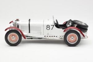 Mercedes SSKL R. Caracciola / W. Sebastian Mille Miglia Winner 1931 CMC 1:18 M-055 Metal - imagem 3 de 6