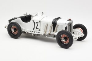 Mercedes SSKL #12 O. Merz German GP 1931 CMC 1:18 M-189 Metal - imagem 4 de 6