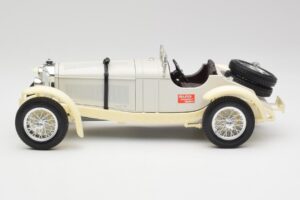 Mercedes SSKL Branco & Creme Bburago 1:18 3002-M1 Metal - imagem 3 de 6