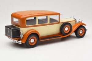 Mercedes Tipo Nurburg W08 460/460K Bege MCG 1:18 MCG18034 Metal - imagem 2 de 6