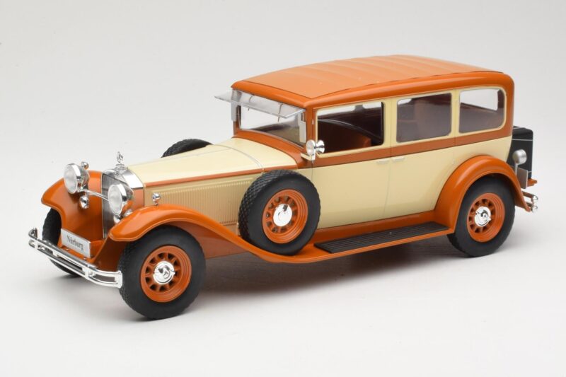 Mercedes Tipo Nurburg W08 460/460K Bege MCG 1:18 MCG18034 Metal