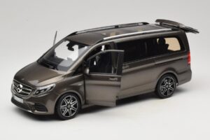 Mercedes V-Class W447 AMG Line Indium Grey Norev 1:18 183873 Metal - imagem 2 de 8