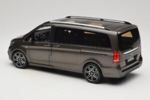 Mercedes V-Class W447 AMG Line Indium Grey Norev 1:18 183873 Metal - imagem 7 de 8