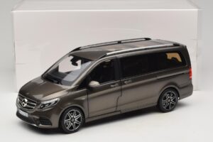 Mercedes V-Class W447 AMG Line Indium Grey Norev 1:18 183873 Metal - imagem 8 de 8