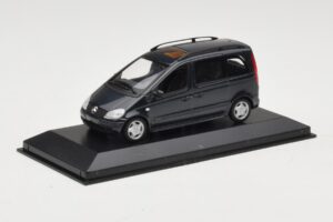 Mercedes Vaneo Azul Escuro Minichamps 1:43 400031200 Metal - imagem 2 de 4