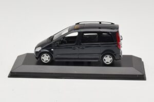 Mercedes Vaneo Azul Escuro Minichamps 1:43 400031200 Metal