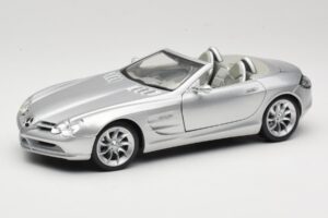 Mercedes Vision SLR Roadster Prateado Maisto 1:18 B66962107 Metal