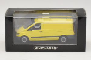 Mercedes Vito Kastenwagen Amarelo Minichamps 1:43 400032260 Metal - imagem 4 de 4